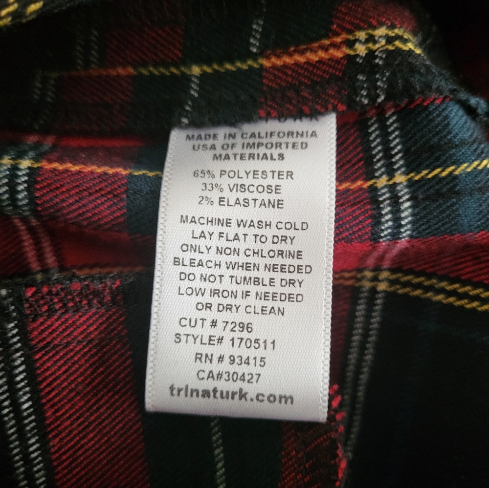 210. Trina Turk Red and Black Dress Pants with Plaid Pattern - Size 2 - Picture 9 of 9